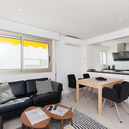 ❤ 3 Minutes From The Beaches ✌ Terrace & Parking, Palm Beach Apartmán *